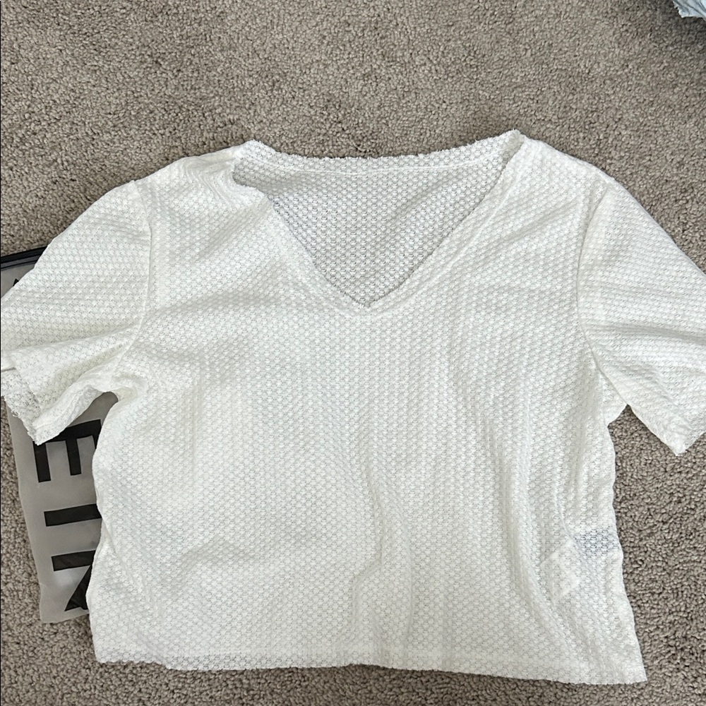 SHEIN White Textured Short Sleeve Top